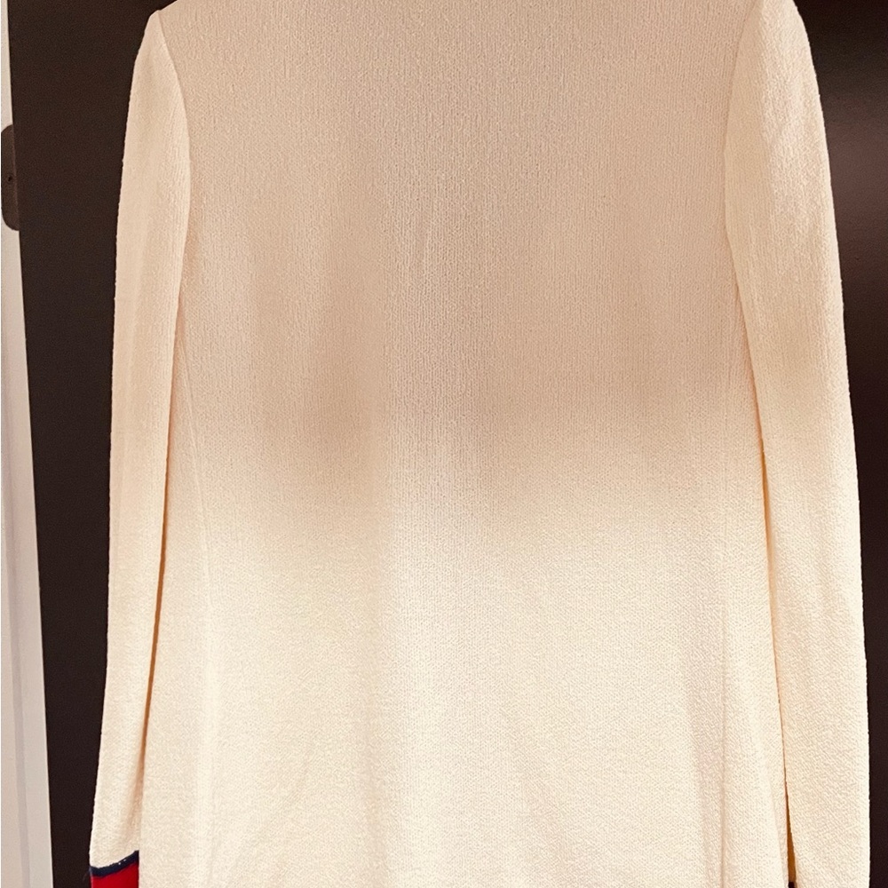 St. John collection Women's Cream Sweater and White skirt set - Picture 7 of 12